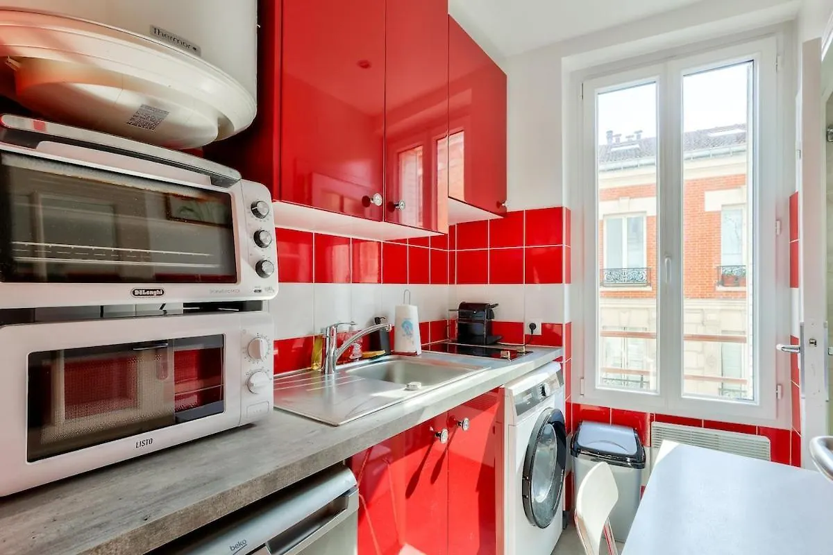 Nice 1Br Flat 2 Min Away From Metro Station Maraichers Paris Apartment